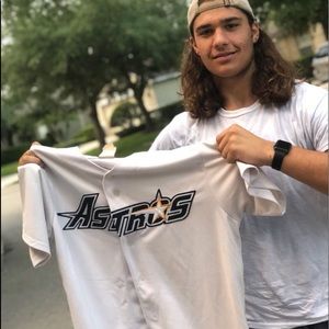 Meet your Posher, Nicholas